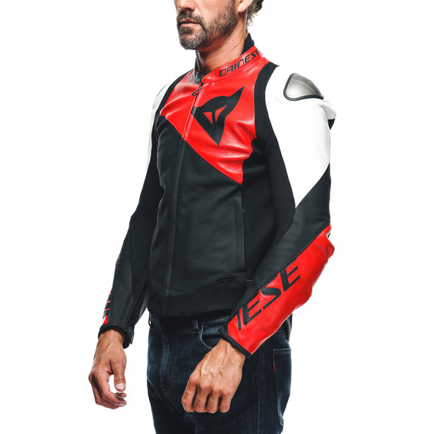 sportiva-giacca-moto-in-pelle-perforata-uomo-black-matt-lava-red-white image number 4