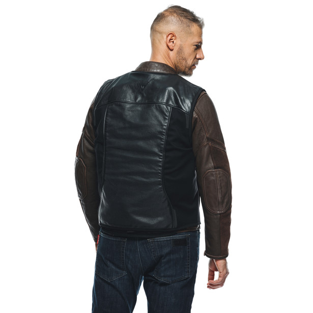 smart-jacket-leather-black image number 8