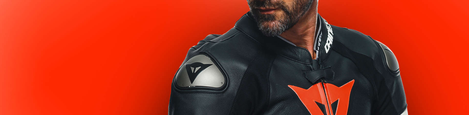 Combinaisons en cuir moto Dainese