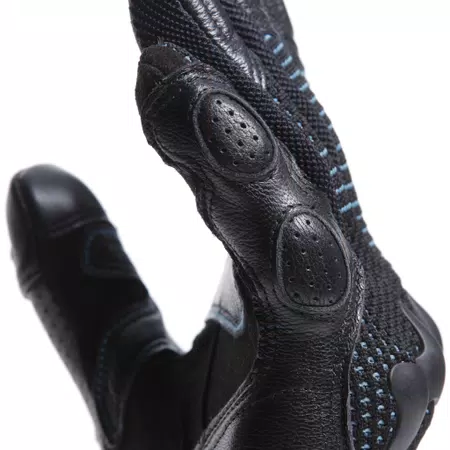 UNRULY WOMAN ERGO-TEK GLOVES