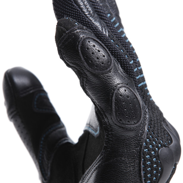 unruly-woman-ergo-tek-gloves-black-ocean-depths image number 9