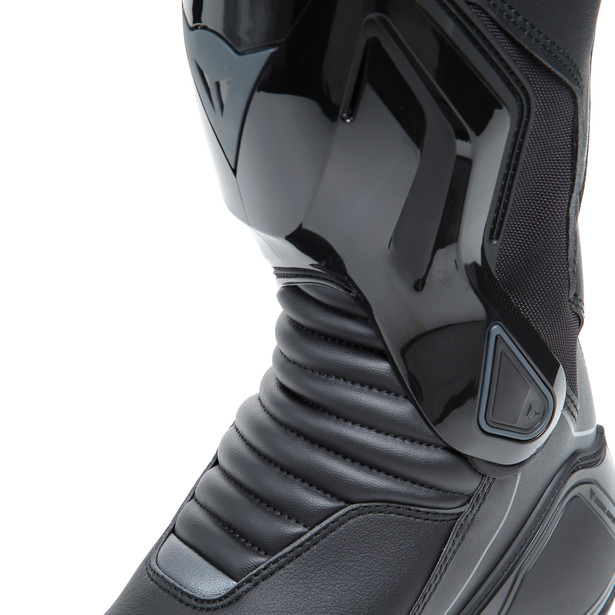 nexus-2-boots-black image number 5