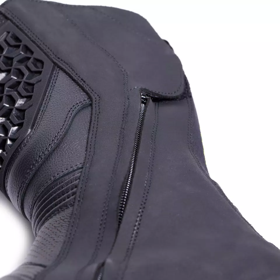 FULCRUM 3 GORE-TEX&reg; - MEN'S WATERPROOF MOTORCYCLE TOURING BOOTS - BLACK - 9