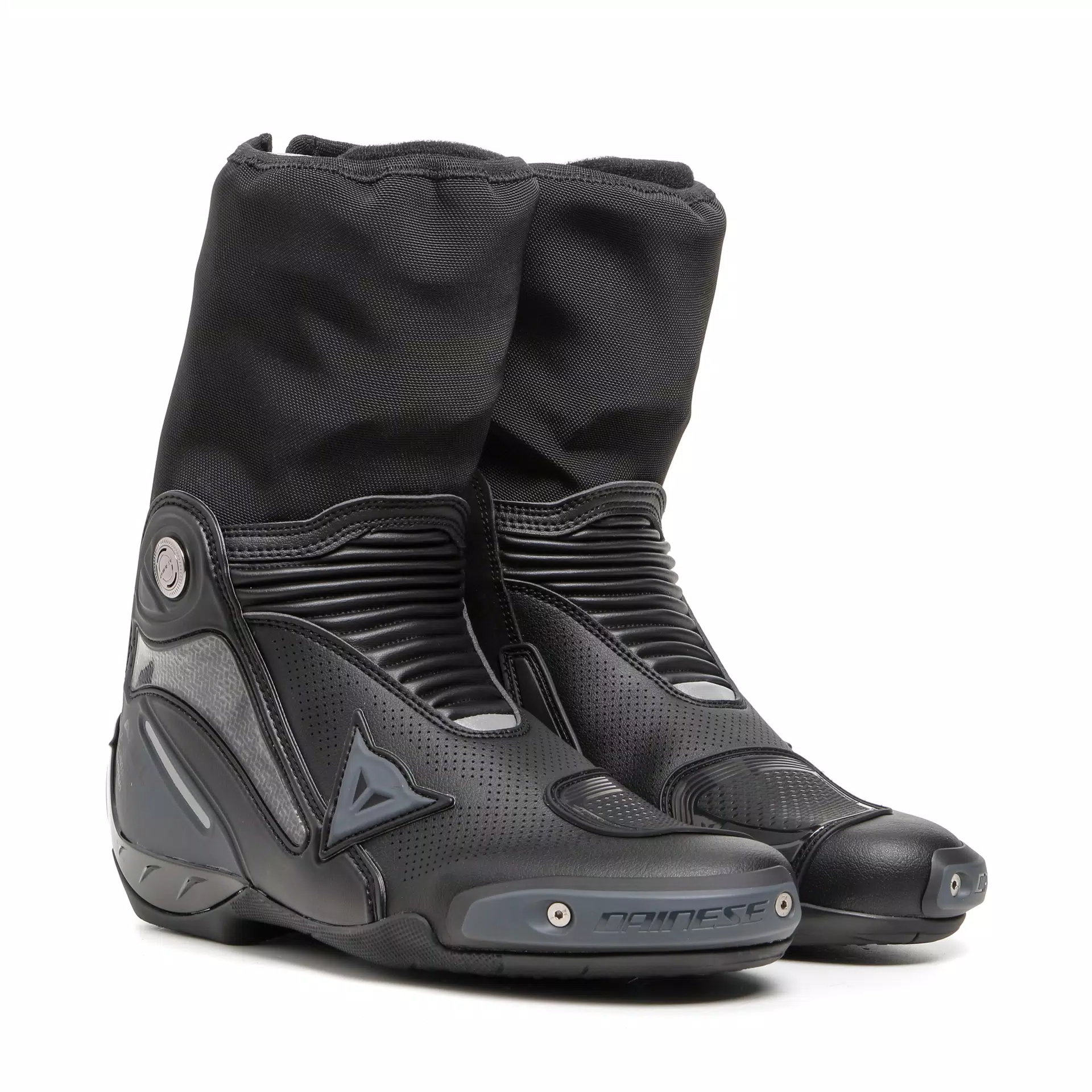 AXIAL GORE-TEX&reg; BOOTS