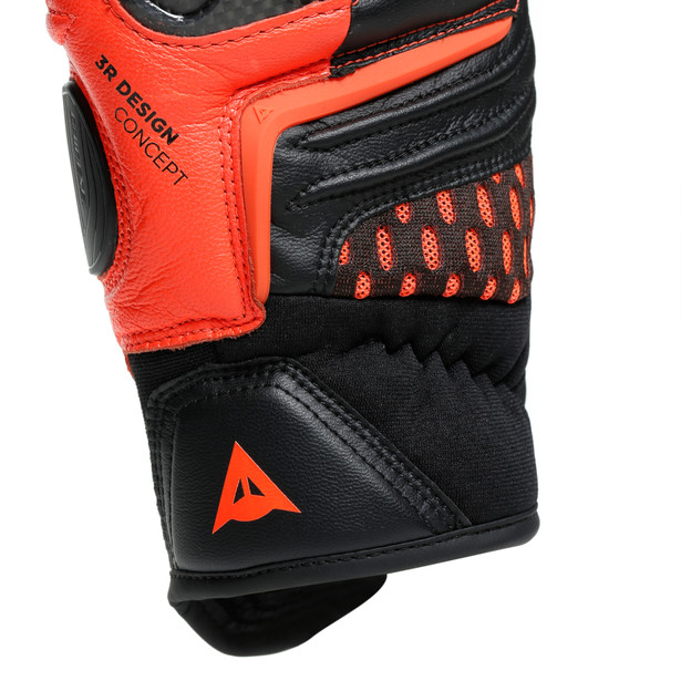 carbon-3-short-gloves-black-fluo-red image number 8