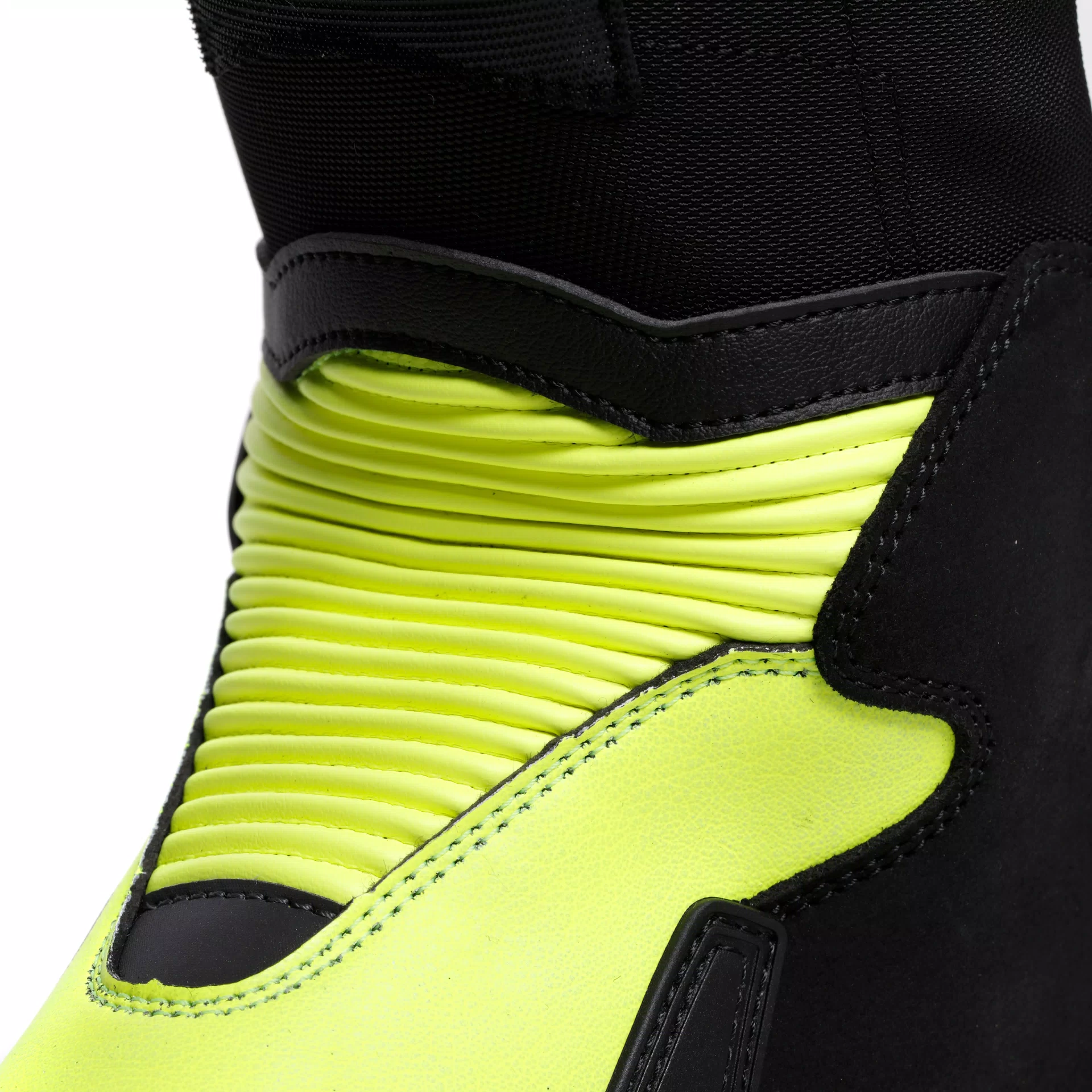 Dainese axial boots hotsell