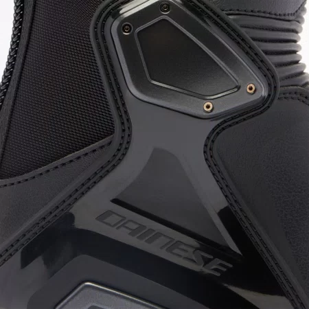 AXIAL 2 BOOTS