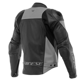 試着のみで使用していませんDAINESE RACING4 レザージャケット　サイズ50