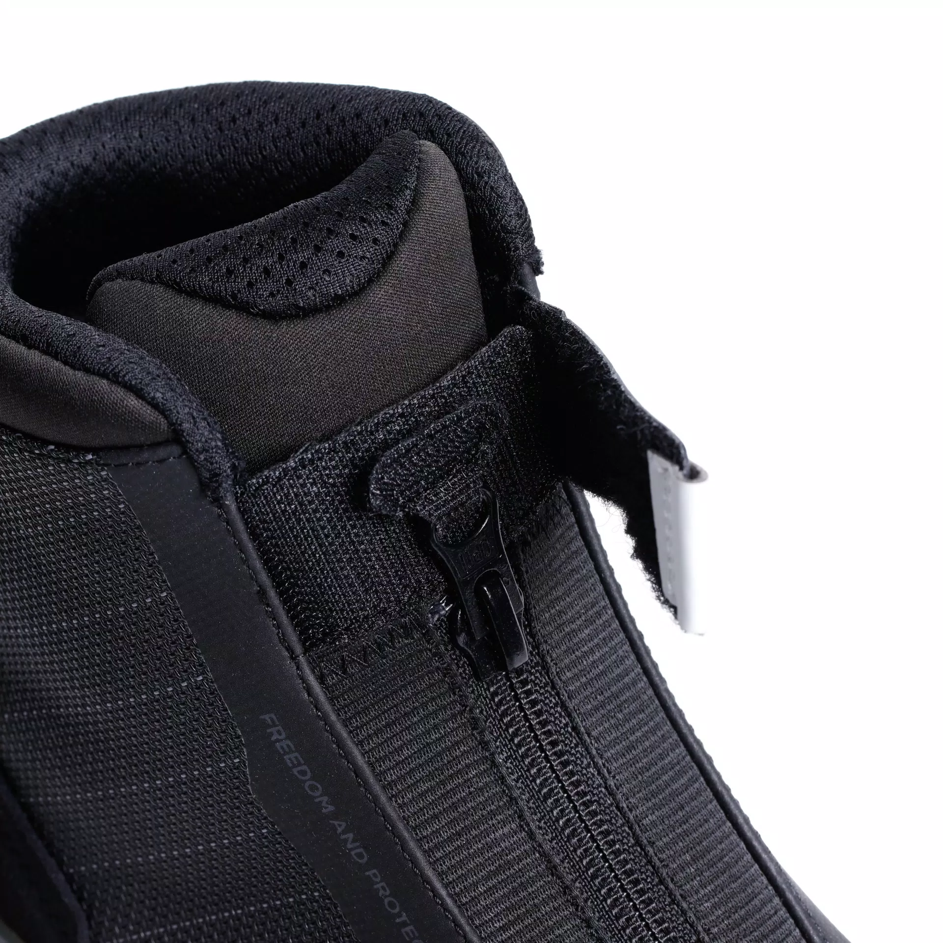 IKASU 2 WP ZAPATOS DE MOTO IMPERMEABLES HOMBRE - NEGRO/BLANCO