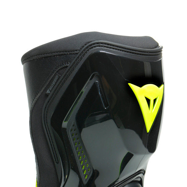 nexus-2-d-wp-boots-black-fluo-yellow image number 8