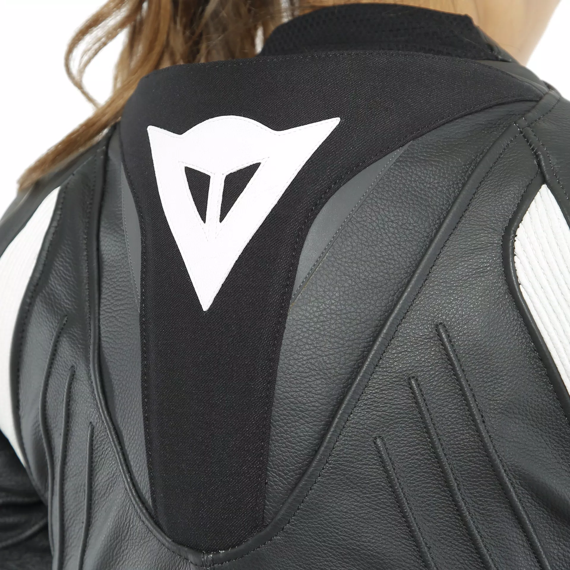 AVRO D-AIR LADY 2PCS SUIT