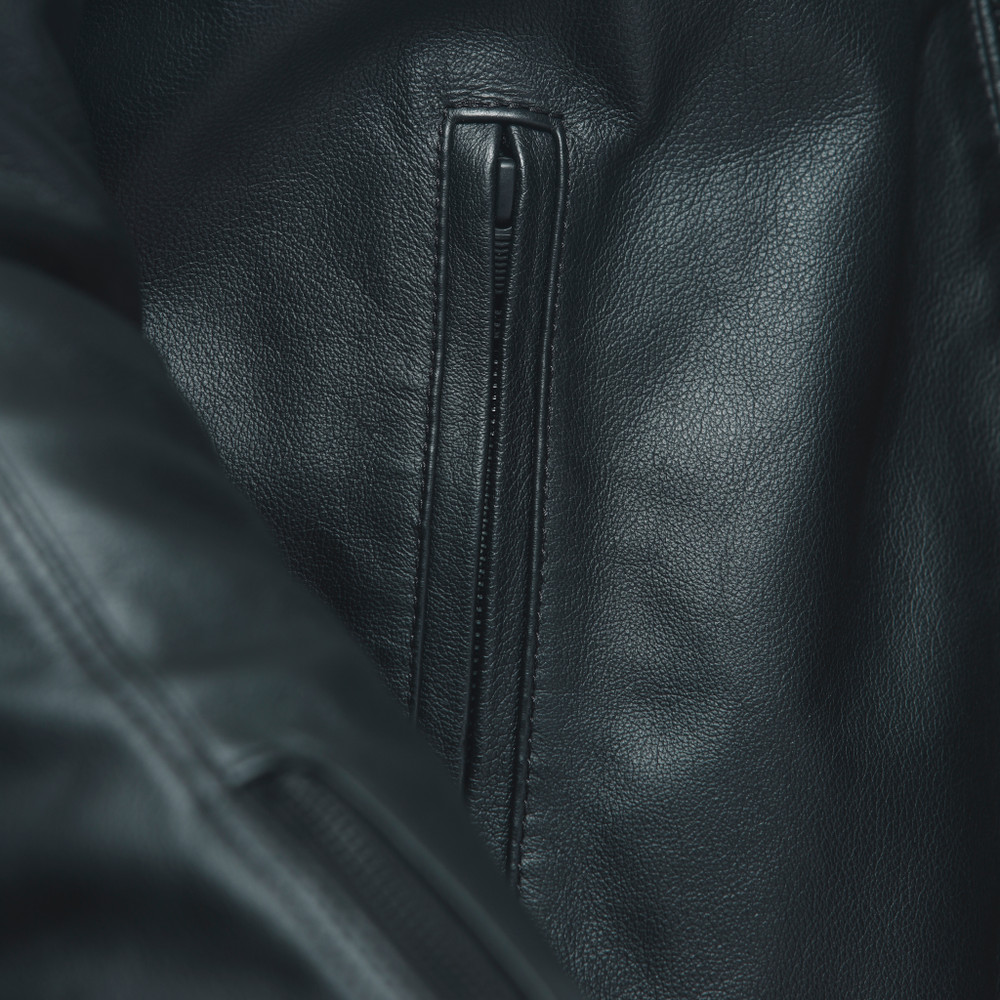 zaurax-giacca-moto-in-pelle-uomo-black image number 9