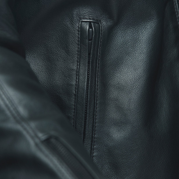 zaurax-leather-jacket image number 9