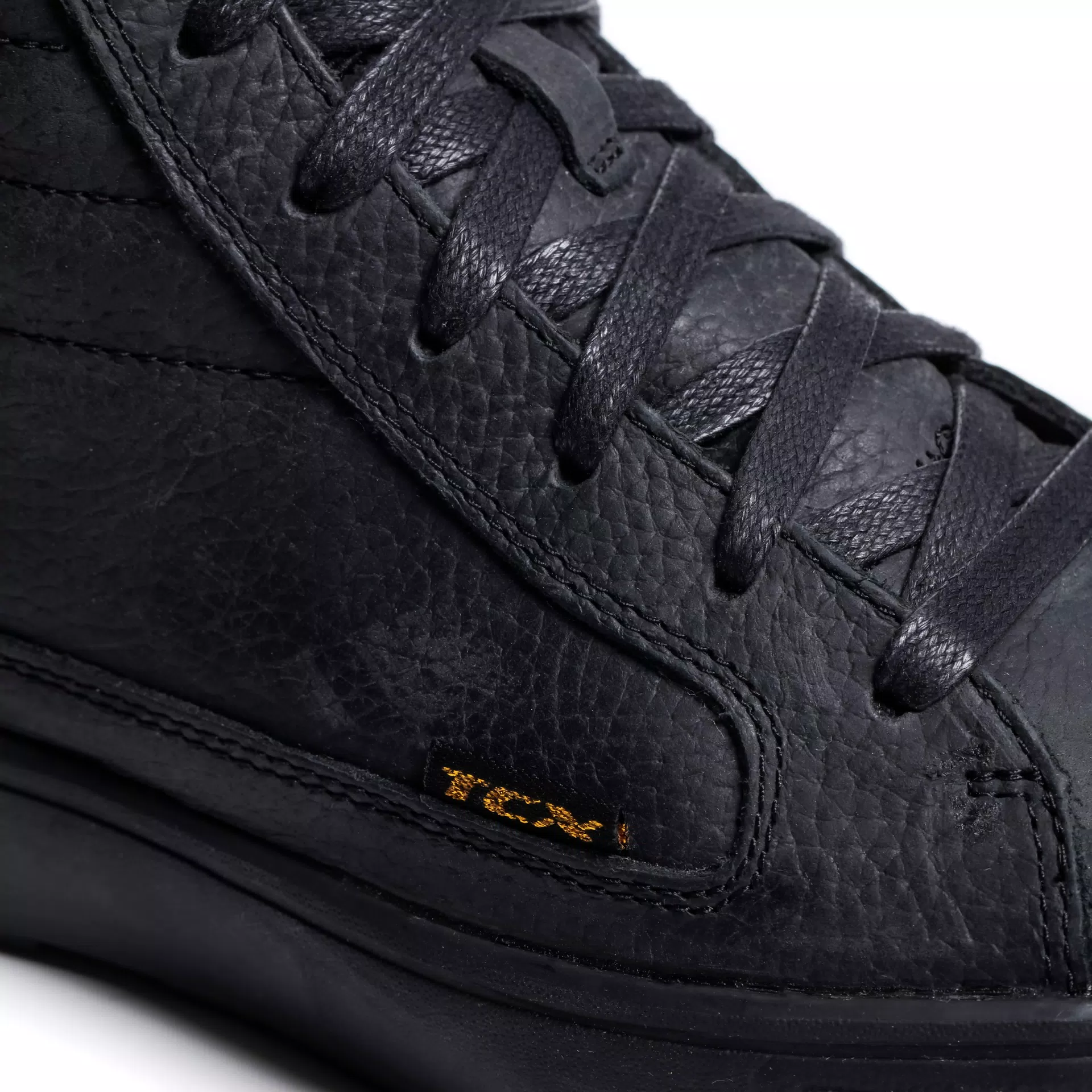 STREET 3 WP WOMEN'S WATERPROOF MOTORCYCLE SHOES - BLACK/GOLD