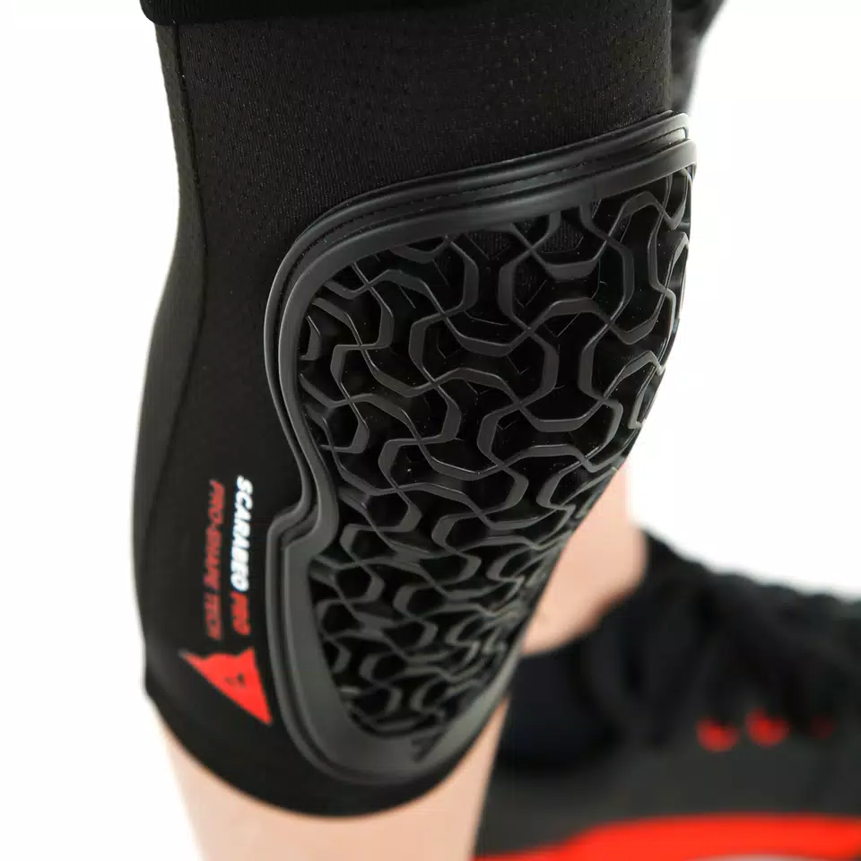 SCARABEO PRO - BIKE KNEE GUARDS FOR KIDS - BLACK - 11
