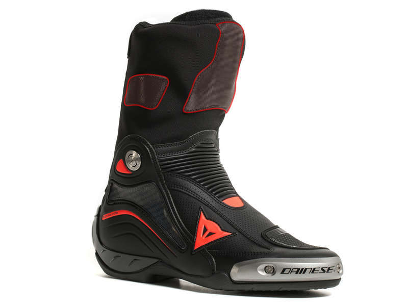 Dainese 2025 techno suit