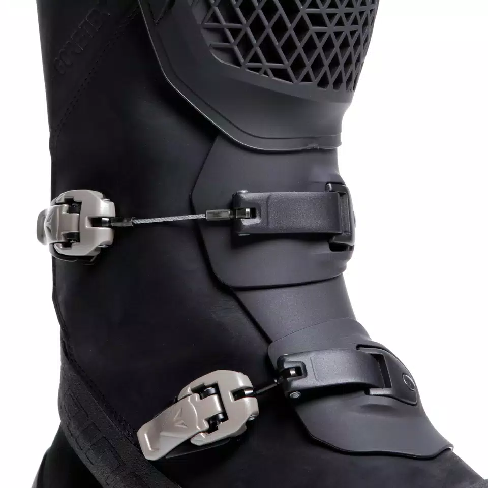 SEEKER GORE-TEX® BOOTS - BLACK/BLACK - 6