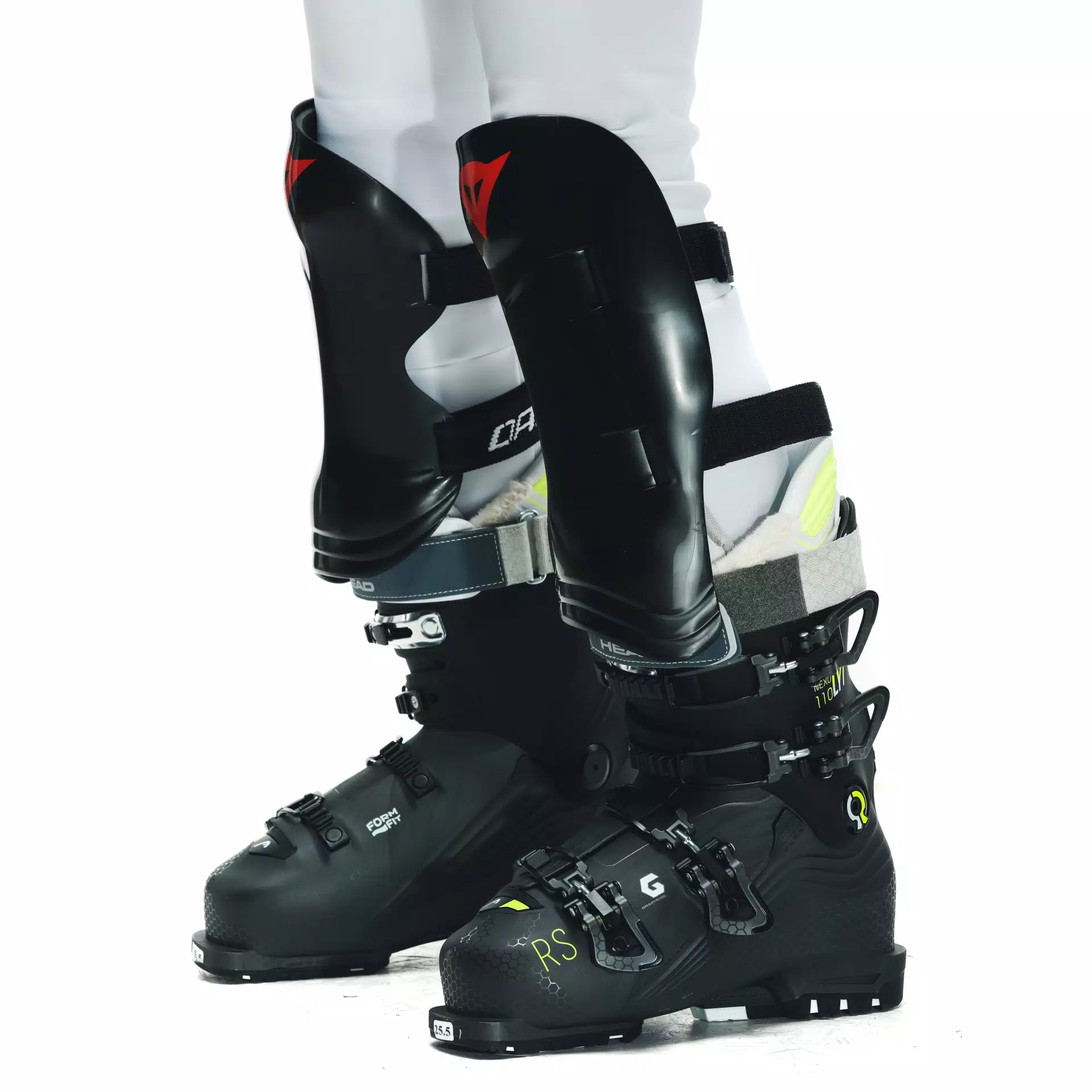 DAINESE ダイネーゼ SCARABEO R001プロテクター サイズ JM KID'S SCARABEO R001 SKI SHIN GUARDS | BLACK | Dainese