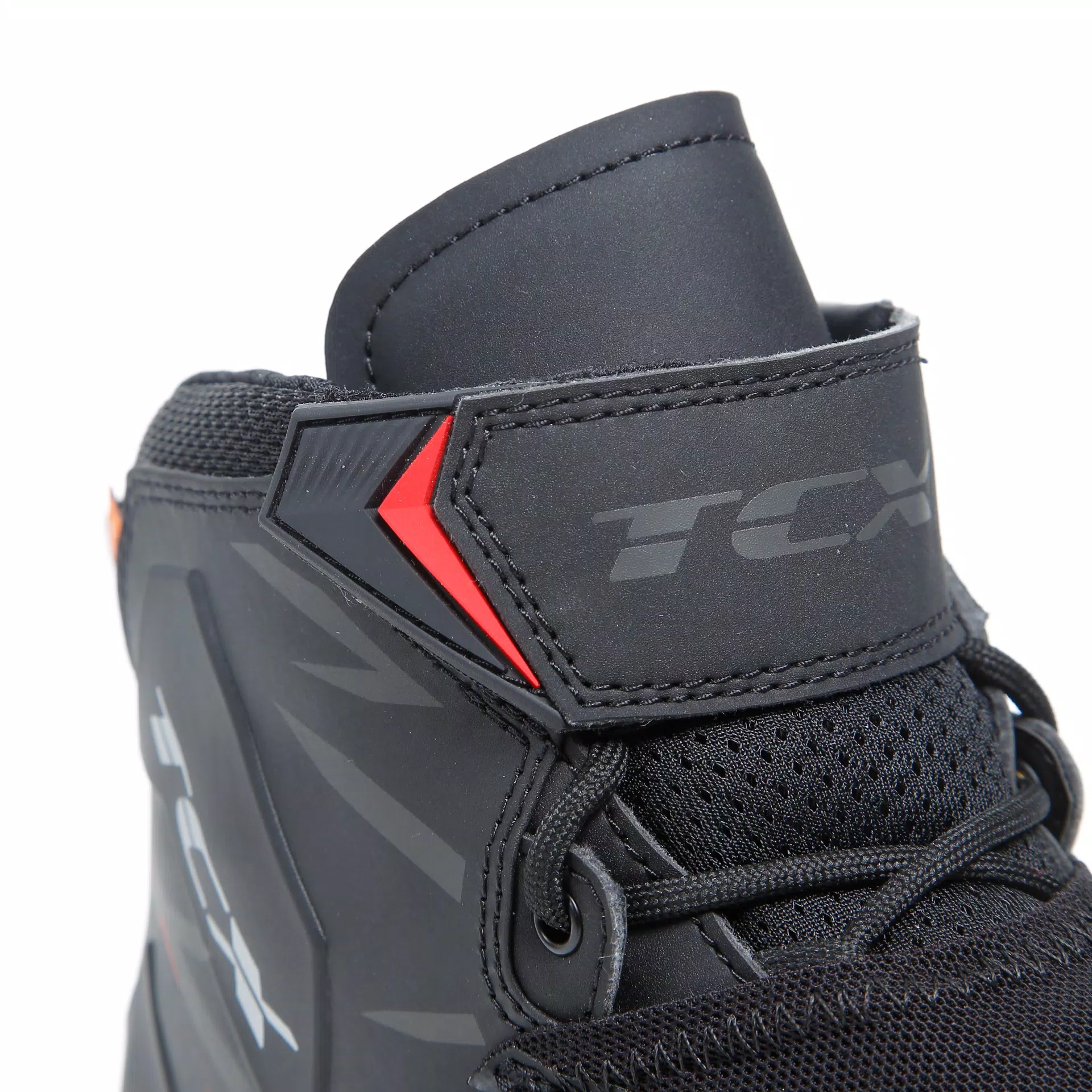 R04D AIR ZAPATO MOTO PARA VERANO HOMBRE - NEGRO/ROJO