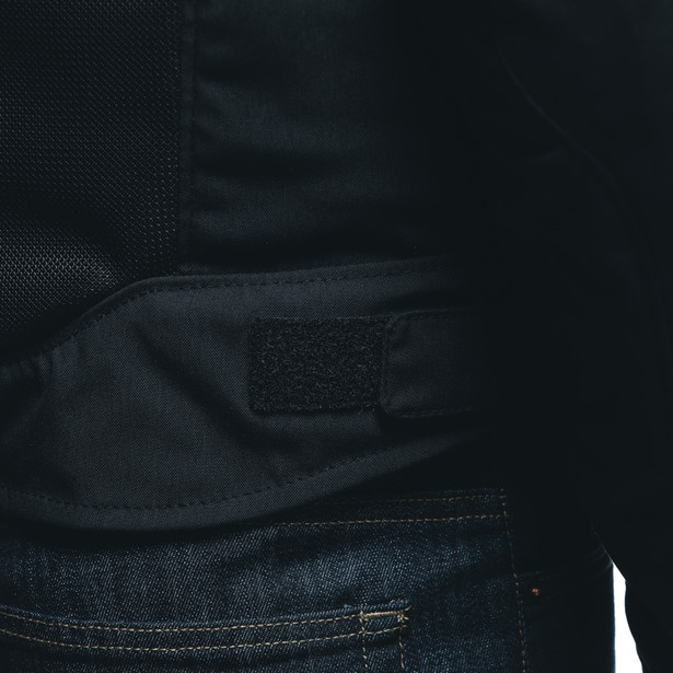 air-frame-3-tex-giacca-moto-estiva-in-tessuto-uomo-black-black-white image number 8