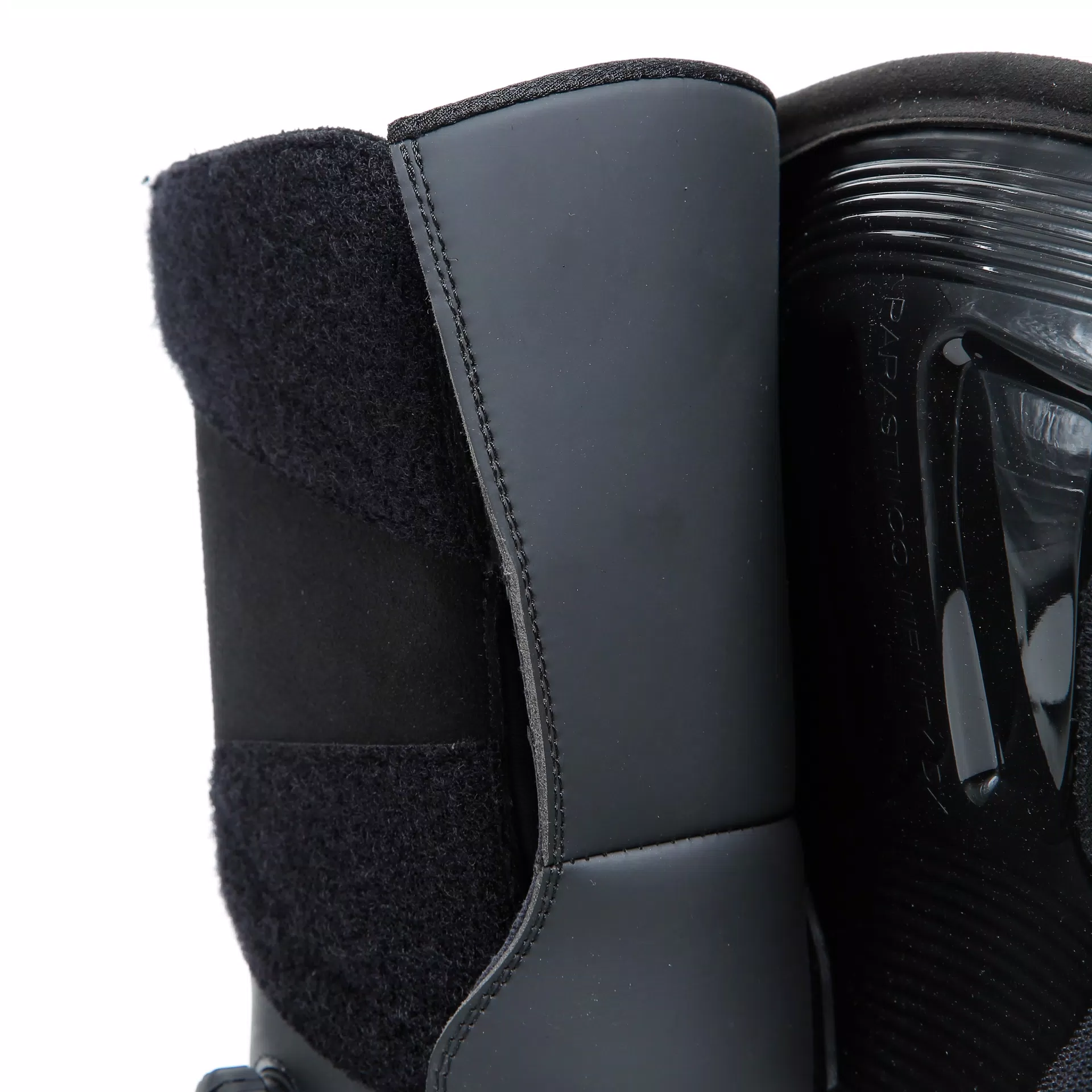 INFINITY 3 GTX MEN'S WATERPROOF MOTORCYCLE BOOTS - BLACK 