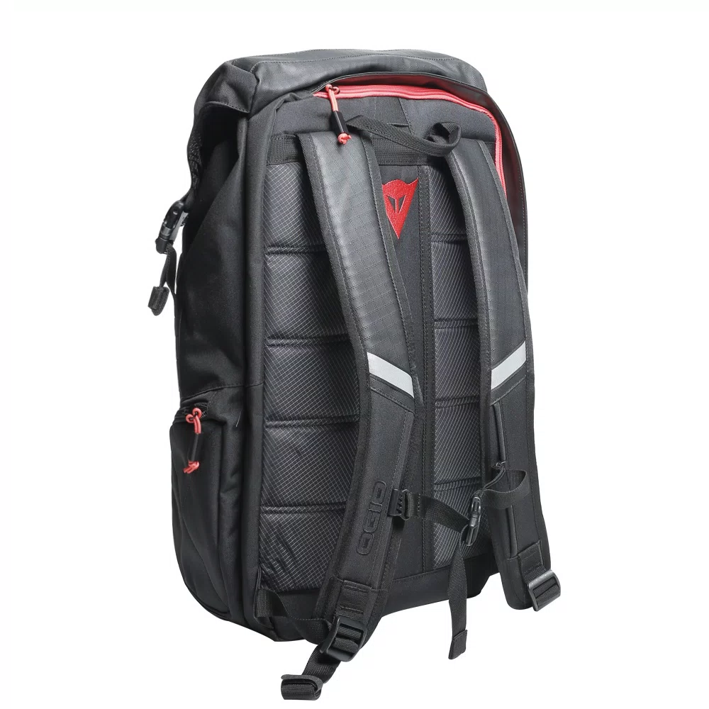 D THROTTLE BACK PACK STEALTH BLACK Dainese