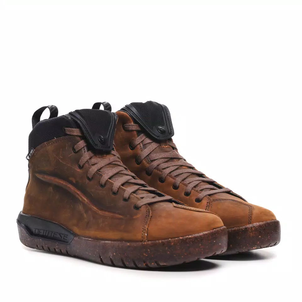 METRACTIVE D-WP SHOES | BROWN/NATURAL-RUBBER | Dainese