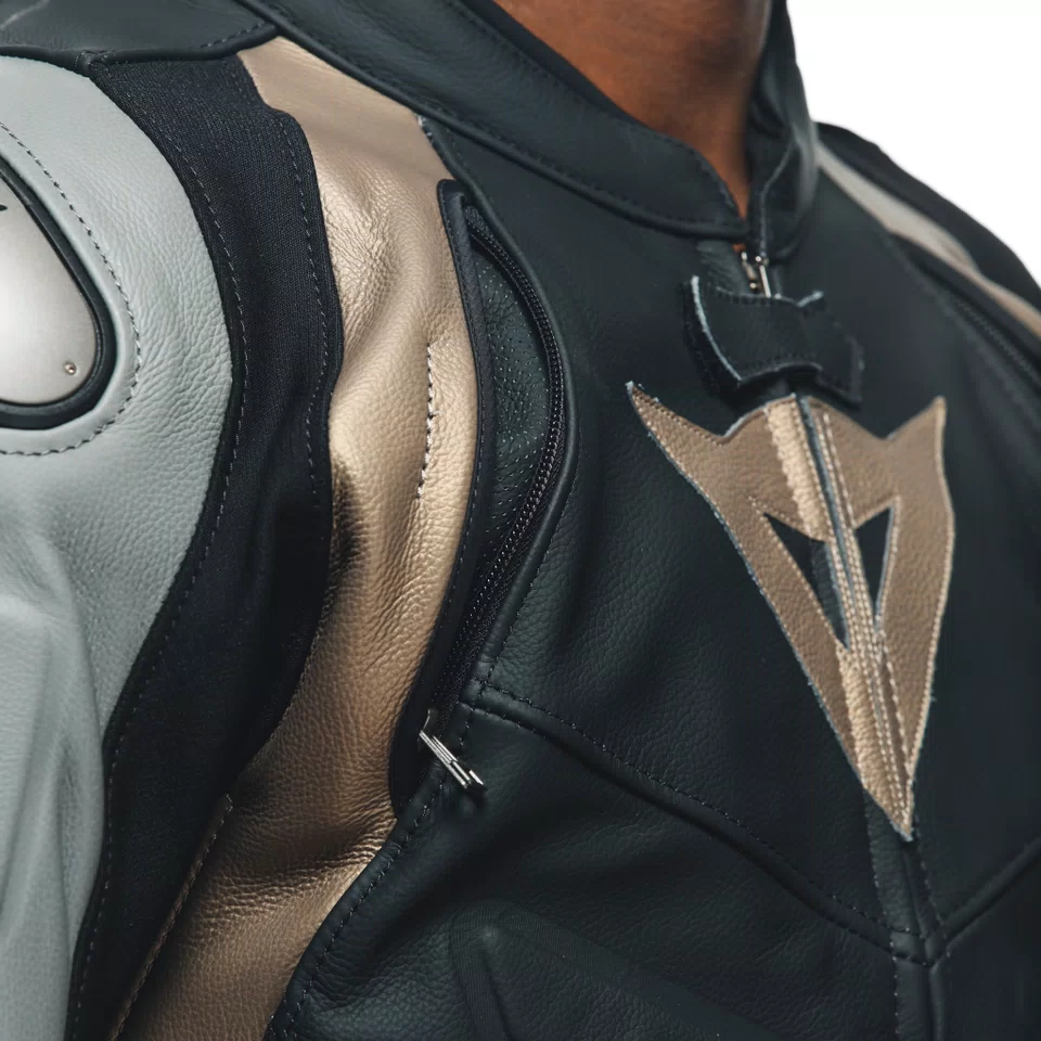 Dainese avro 4 jacket store