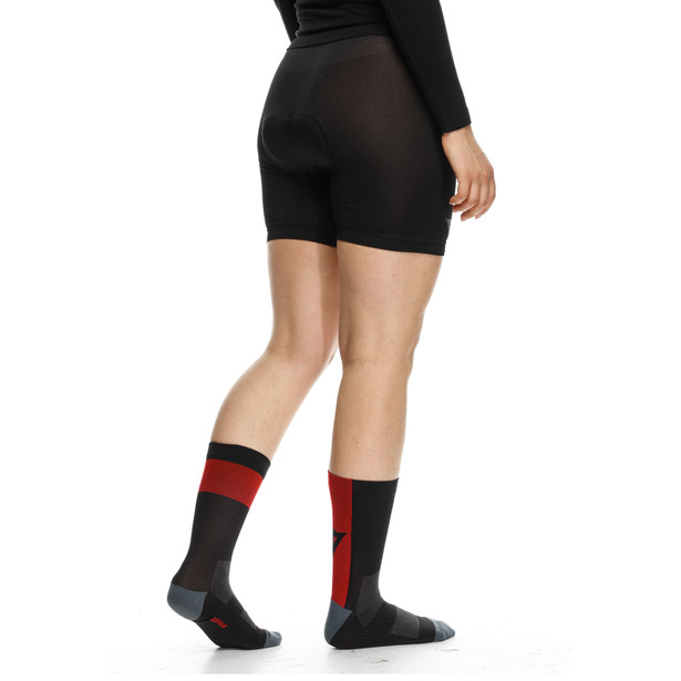 dskin-women-s-bike-technical-shorts-with-seat-lining-black image number 4