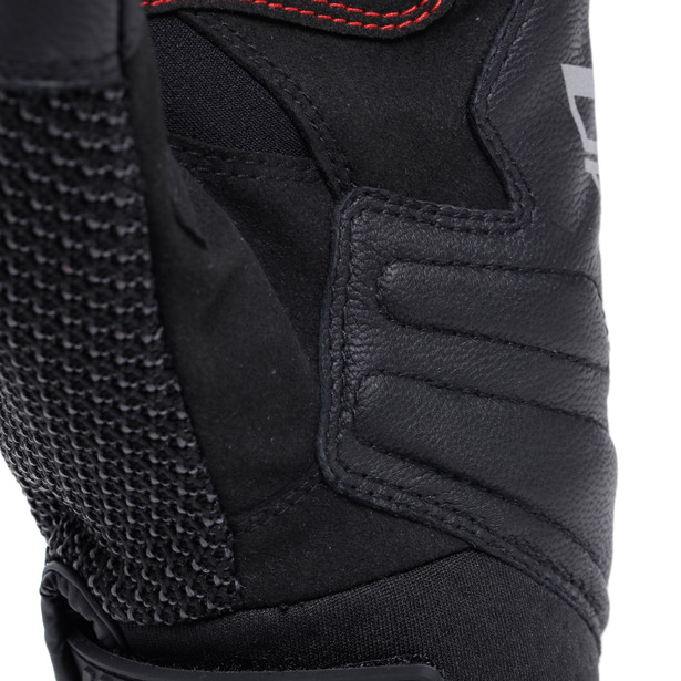 namib-gloves-black-black image number 1