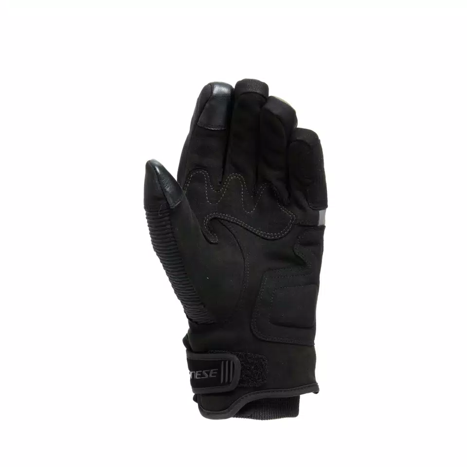 TRENTO D-DRY®- MEN'S WATERPROOF MOTORCYCLE GLOVES | BLACK TRENTO D-DRY®- MEN'S WATERPROOF MOTORCYCLE GLOVES | BLACK