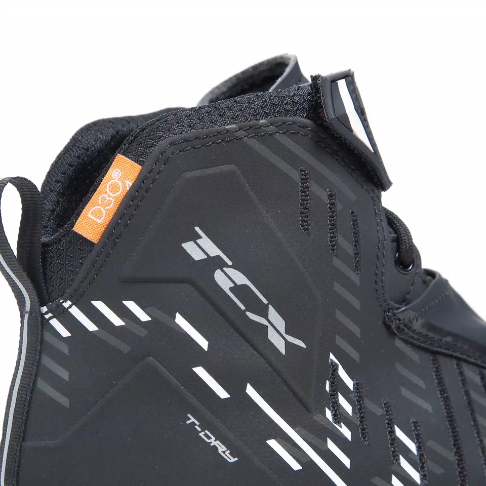 R04D WP MEN'S WATERPROOF MOTORCYCE SHOES - BLACK/WHITE -  - 9
