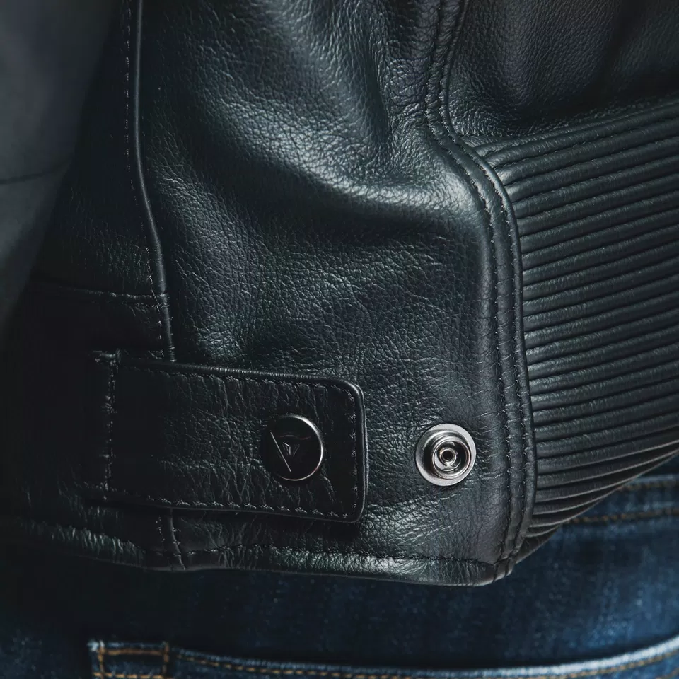 ZAURAX - MEN'S MOTORCYCLE LEATHER JACKET | BLACK | Dainese ZAURAX - MEN'S MOTORCYCLE LEATHER JACKET | BLACK | Dainese