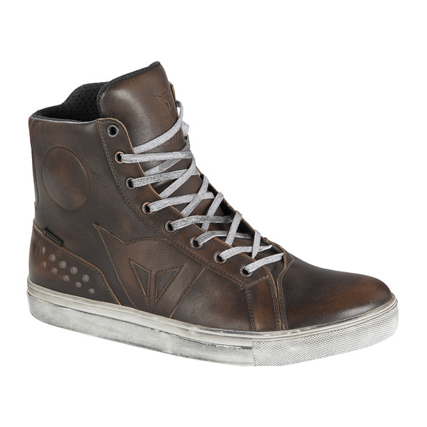 street-rocker-d-wp-shoes-dark-brown image number 0