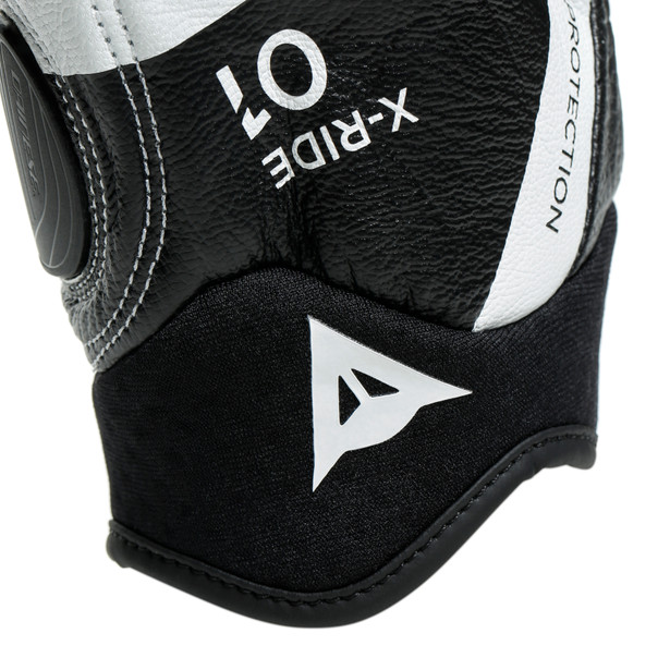 x-ride-gloves-black-white image number 7