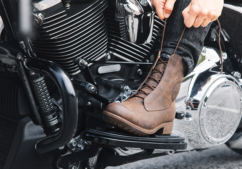 Chaussures Bottes et Baskets de Moto Homme Femme TCX