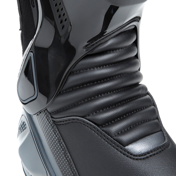 nexus-2-boots image number 24