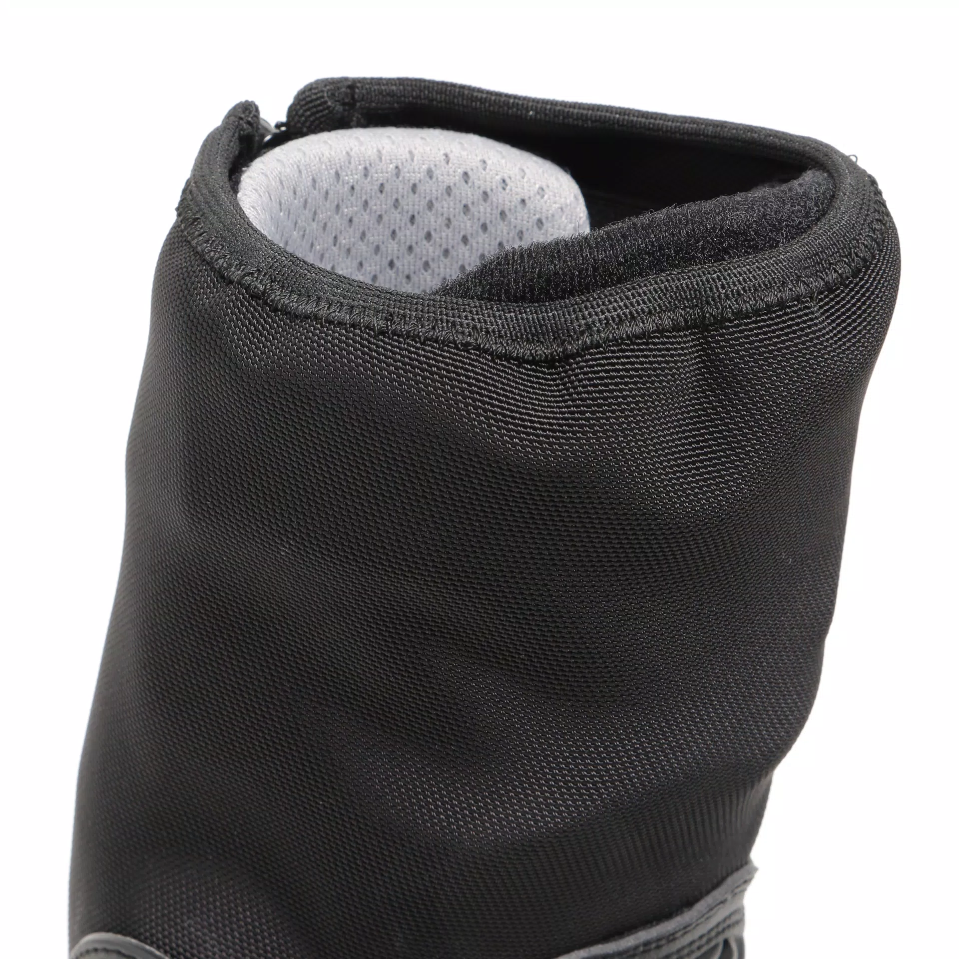 AXIAL GORE-TEX&reg; BOOTS