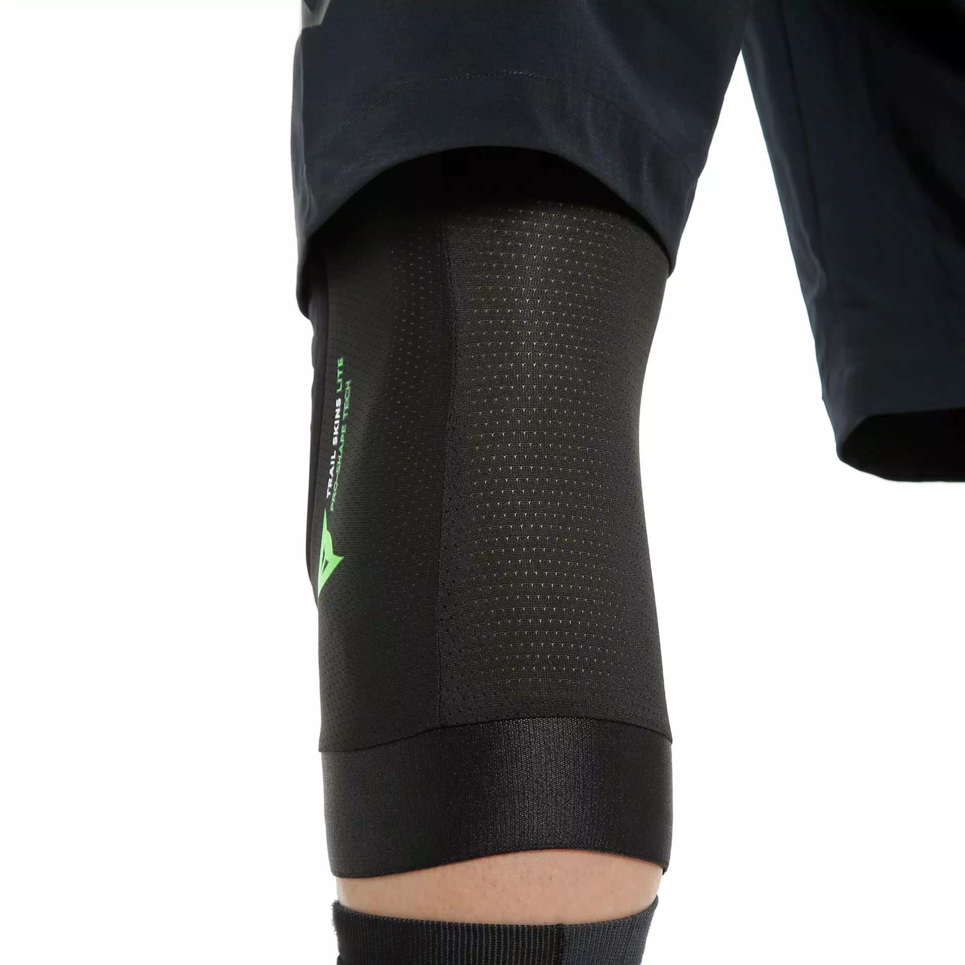 TRAIL SKINS LITE - GENOUILL&Egrave;RE V&Eacute;LO