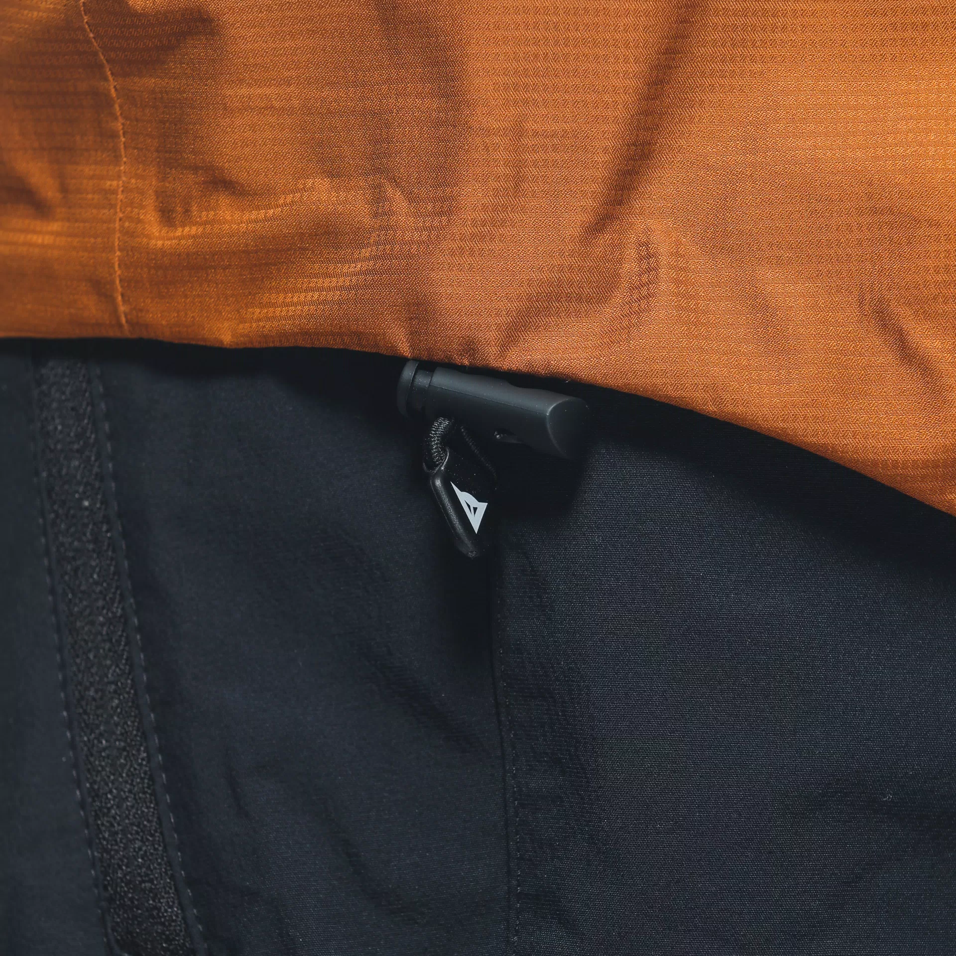 HGC SHELL LIGHT - MEN'S WATERPROOF BIKE JACKET | MONK'S-ROBE HGC SHELL LIGHT - MEN'S WATERPROOF BIKE JACKET | MONK'S-ROBE