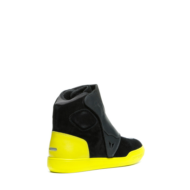 dover-gore-tex-shoes-black-fluo-yellow image number 1