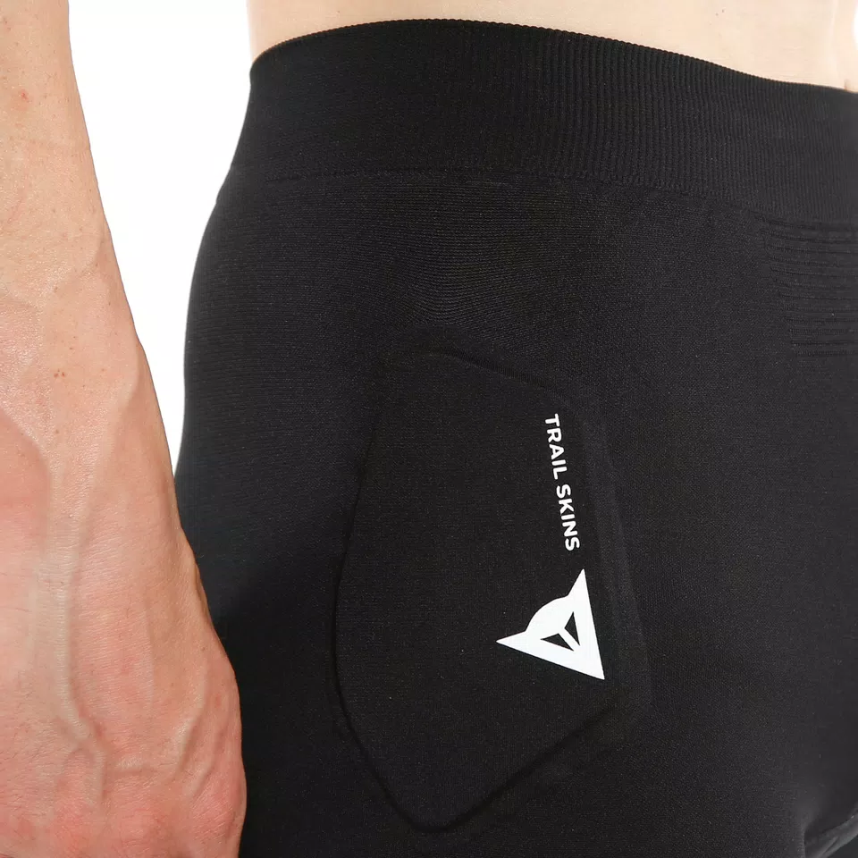TRAIL SKINS - MEN'S BIKE PROTECTIVE SHORTS - BLACK - 4