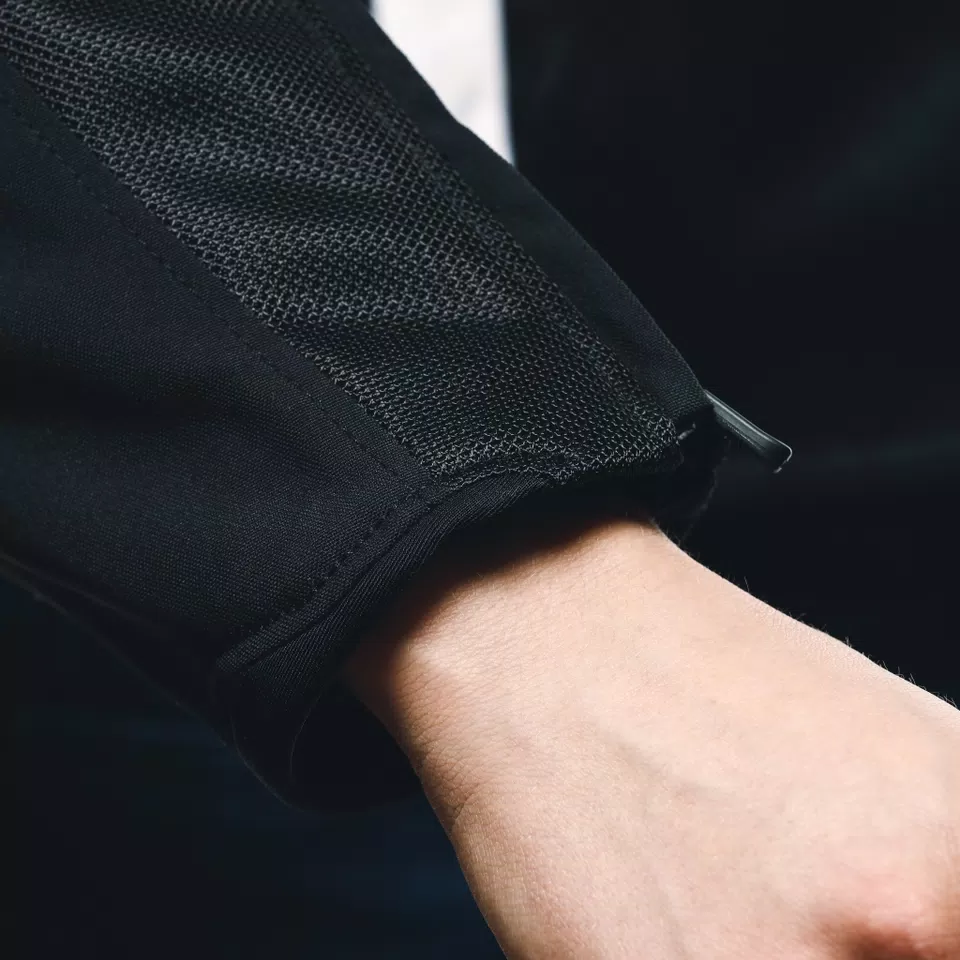 AIR FRAME 3 TEX - WOMEN'S SUMMER MOTORCYCLE JACKET IN FABRIC - BLACK/WHITE/WHITE - 9