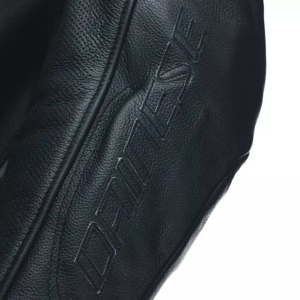 RACING 4 LEATHER JACKET PERF. - BLACK/BLACK/BLACK - 10