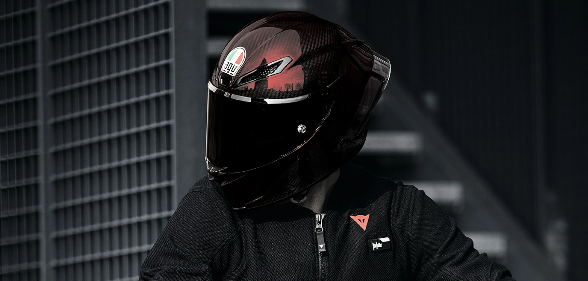 Integral Helme PISTA GP RR MONO RED CARBON - MOTORRAD INTEGRAL-HELM ...