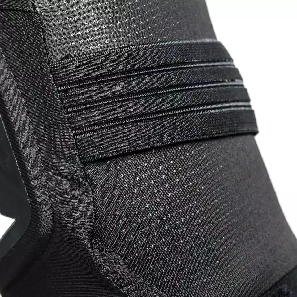 TRAIL SKINS PRO - BIKE KNEE GUARDS - BLACK - 3
