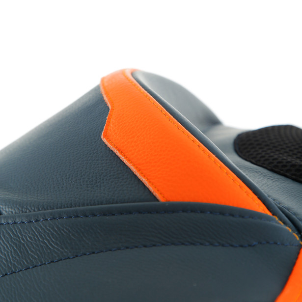 mistel-2pcs-leather-suit-black-iris-black-iris-orange image number 4