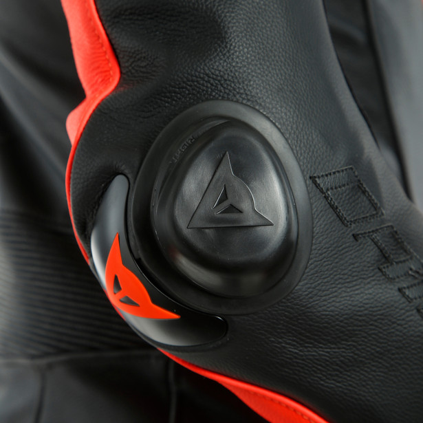 laguna-seca-5-1pc-leather-suit-perf-black-fluo-red image number 7