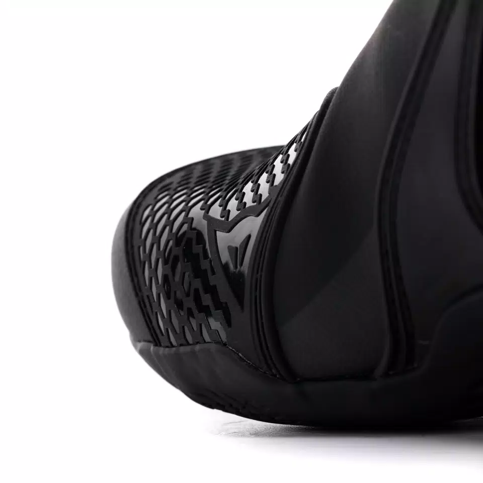AXIAL 2 MEN S MOTORCYCLE RACING BOOTS BLACK BLACK Dainese