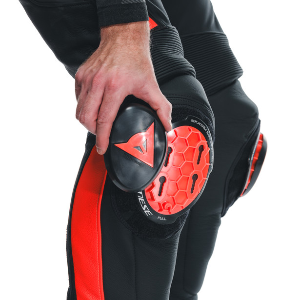 super-speed-pantaloni-moto-in-pelle-uomo-black-red-fluo image number 6
